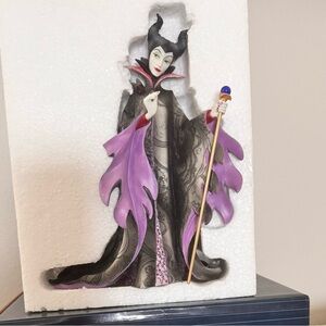 Disney Showcase Maleficent Figurine